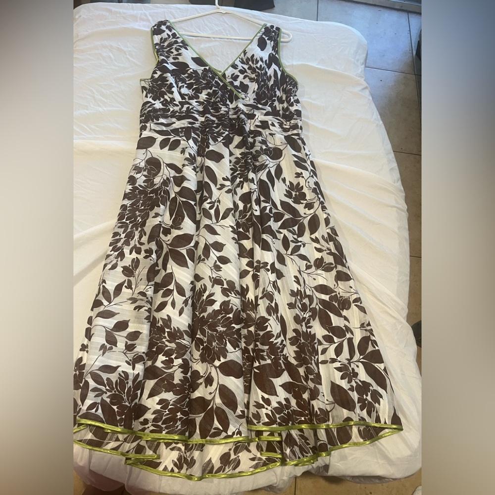 Robbie bee 🐝 dress 👗 size18